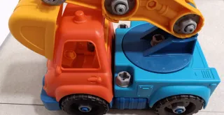Grúa de juguete desmontable