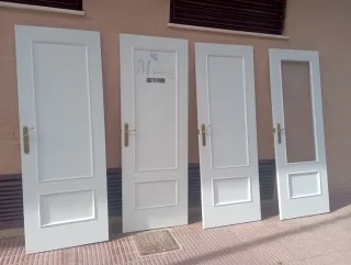 Puertas de madera de pino