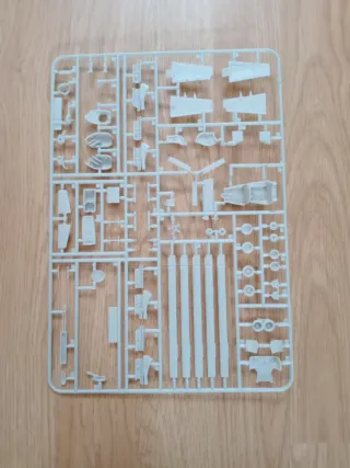 Kitech 1/72 Mil Mi-24 Hind (Esci/Italeri) + Extras