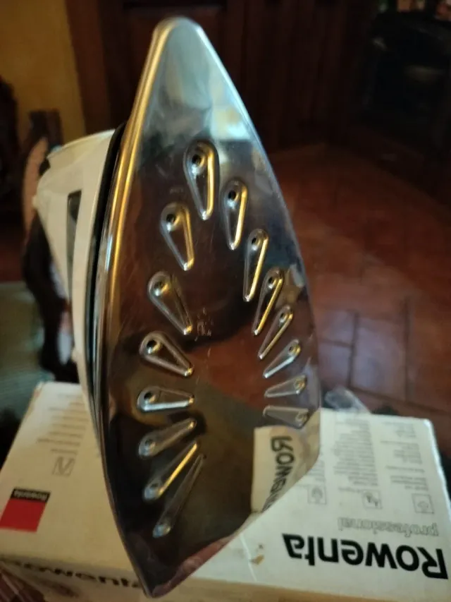 Ferro da stiro Rowenta Professional
