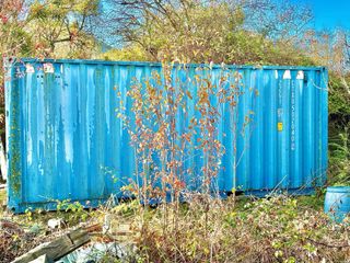 Contenedor marítimo 20’ con estanterías