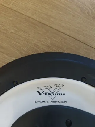 Plato Roland CY12R/C Crash Ride