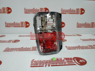 Piloto trasero izquierdo de paragolpes Renault Tr