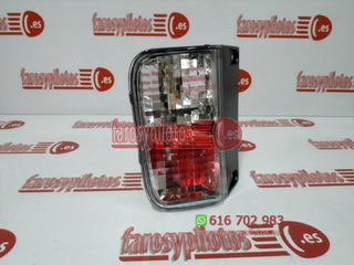 Piloto trasero izquierdo de paragolpes Renault Tr