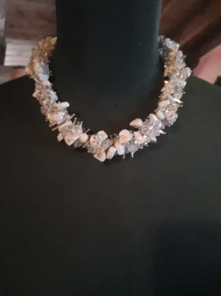 Girocollo argento e bianco