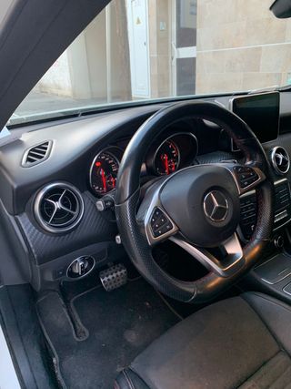 Mercedes-Benz Clase A 200 CDI AMG 2016