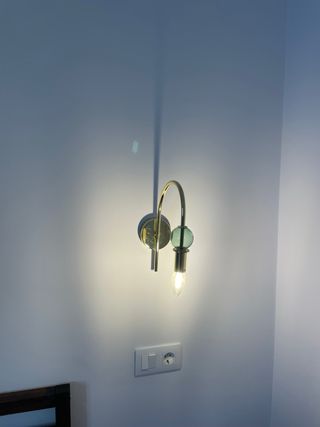 2 Apliques de Pared Dorados con Cristal