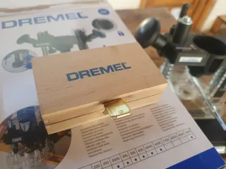 Dremel Fresadora + 7 fresas dremel originales
