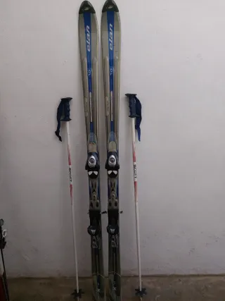 Esquís Elan 175cm con bastones Scott