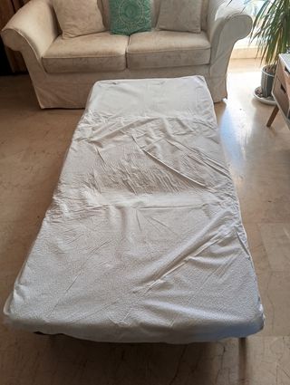 Cama auxiliar, Puf