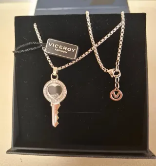 Collar Viceroy Llave Corazón
