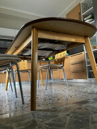 Tavolo cucina in legno per 8 - 12 persone.