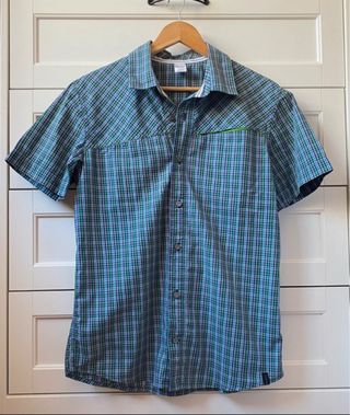 Camisa Quechua cuadros azul y verde