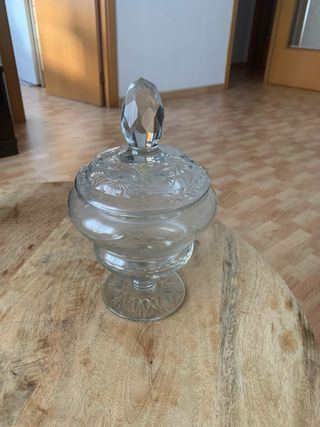 Bombonera cristal antigua con tapa