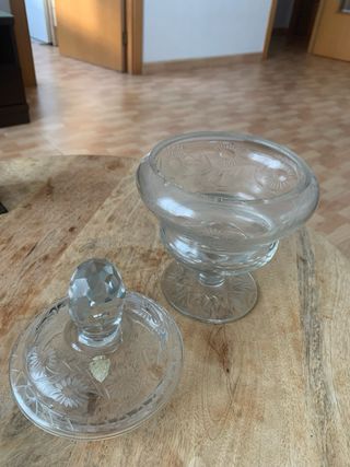 Bombonera cristal antigua con tapa