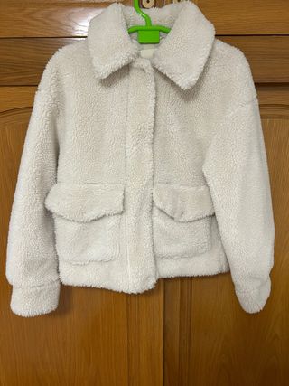 Chaqueta pelo Pull&Bear beige Talla S