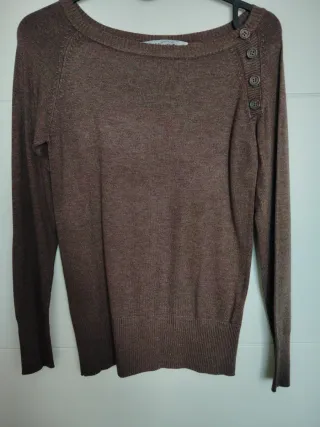Jersey marrón con botones