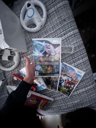 Consola Wii + Juegos y Accesorios