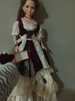 Muñeca Sisi Emperatriz Porcelana