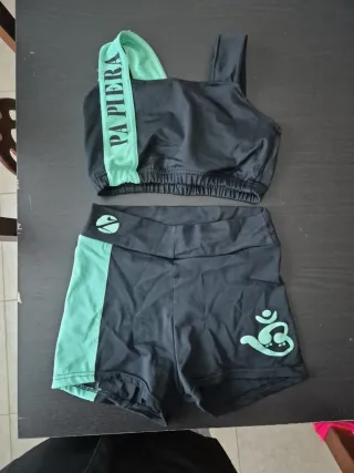 Conjunto deportivo patinaje