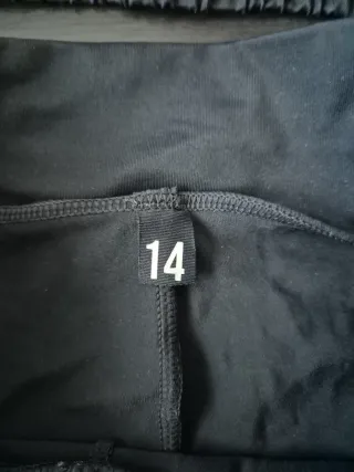 Conjunto deportivo patinaje