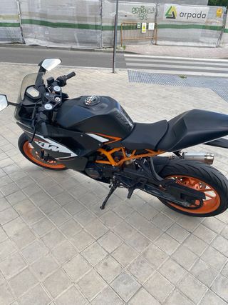 KTM RC 125 Moto Deportiva