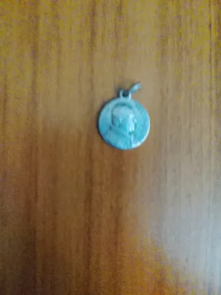 Medalla religiosa de plata