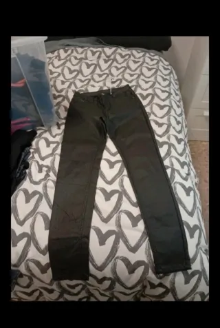 Pantalones elásticos con brillo