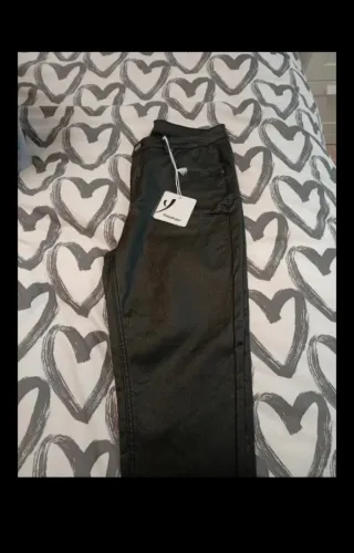 Pantalones elásticos con brillo