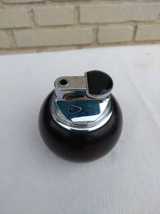 Mechero decorativo esfera