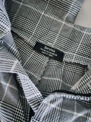 Pantalón pitillo Bershka cuadros
