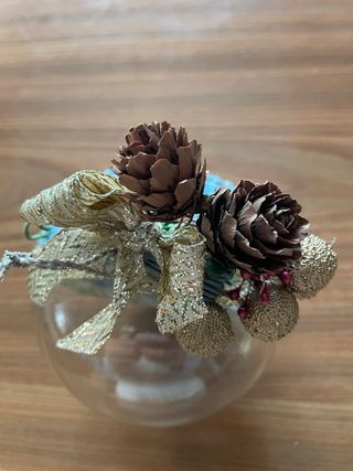 Palla di Natale decorata scena invernale