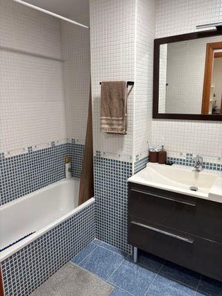 Piso en venta en Alginet con 2 plazas de garaje.