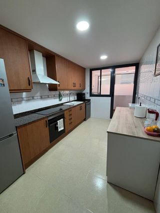 Piso en venta en Alginet con 2 plazas de garaje.