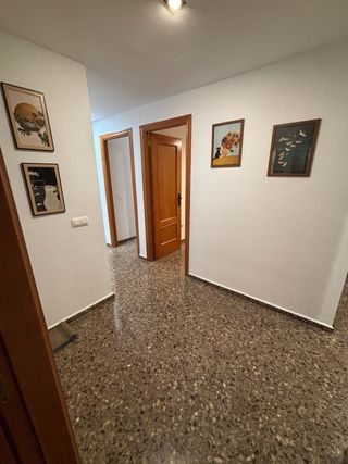 Piso en venta en Alginet con 2 plazas de garaje.