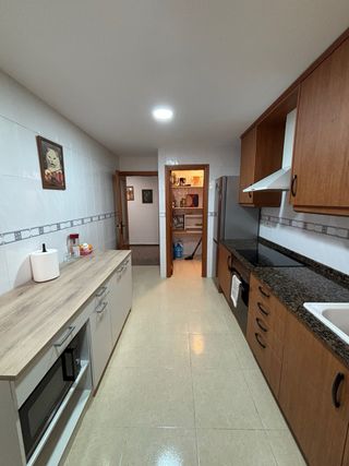 Piso en venta en Alginet con 2 plazas de garaje.