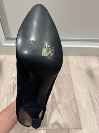 Botines Ante Negro Gloria Ortiz T39