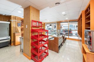 Local comercial en venta en Crta. De la Sierra en Granada