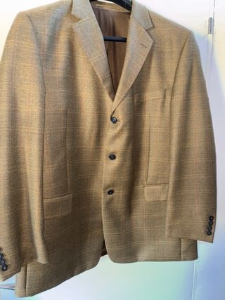 Americana de cuadros marrón y naranja