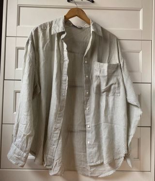 Camisa de rayas verde y beige