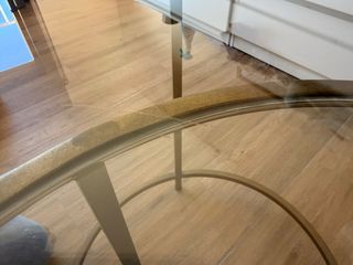 Mesas nido cristal y metal dorado ESCUCHO OFERTAS