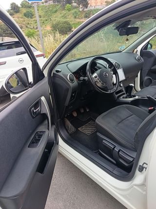 Nissan Qashqai+2 2012