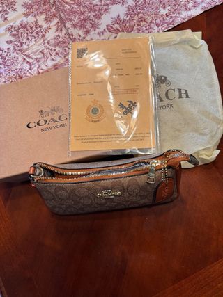 Bolso Coach marrón sin usar