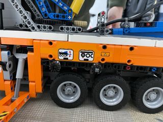 LEGO Technic 42128 Camion Rimorchiatore