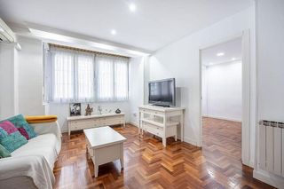 Piso en venta en Pajaritos - Plaza de Toros en Granada