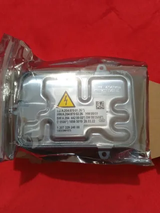 Centralita Faro Mercedes OE 204 870 0126