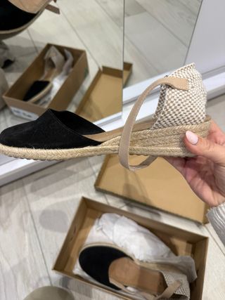 Alpargatas ante Talla 37