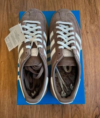 adidas Zapatillas Sin Usar en caja mujer Talla 40