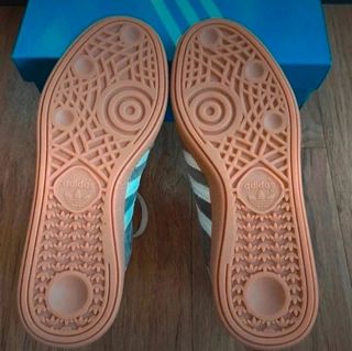 adidas Zapatillas Sin Usar en caja mujer Talla 40