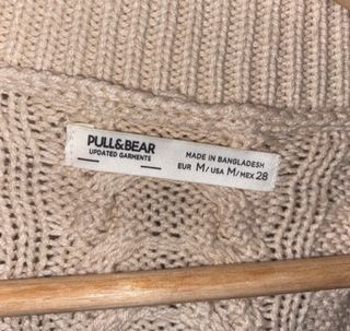 Chaleco de punto beige trenzado